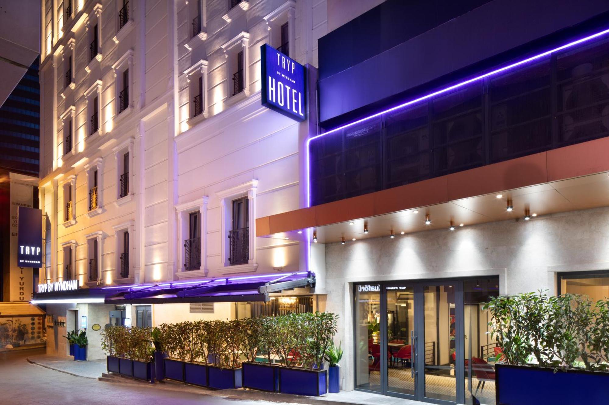 Tryp By Wyndham Sisli Otel 4*